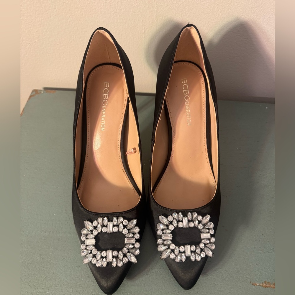 BCBGeneration
Women's Atelia Crystal Brooch Slip-On Pumps